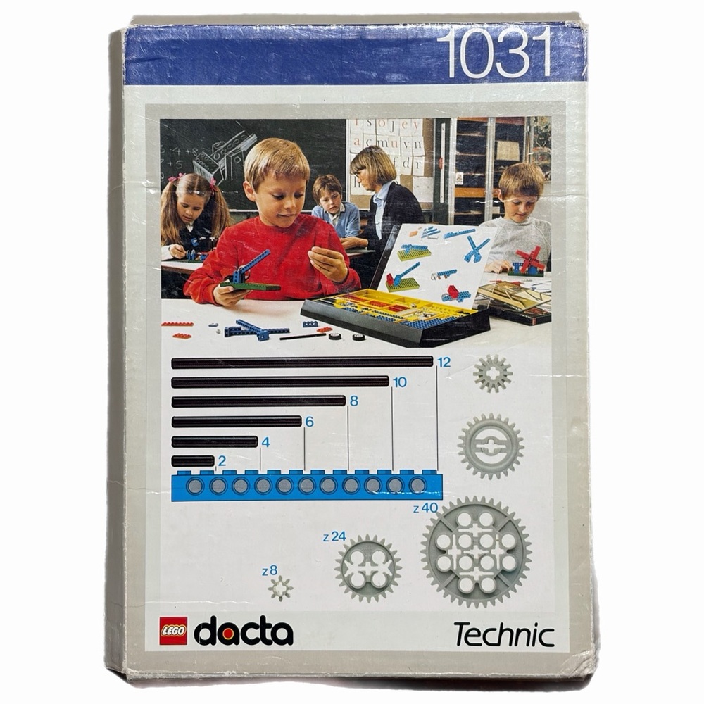 Vintage 1990 LEGO 21031 Dacta Technic Activity Cards Instruction Manual Set Blue
